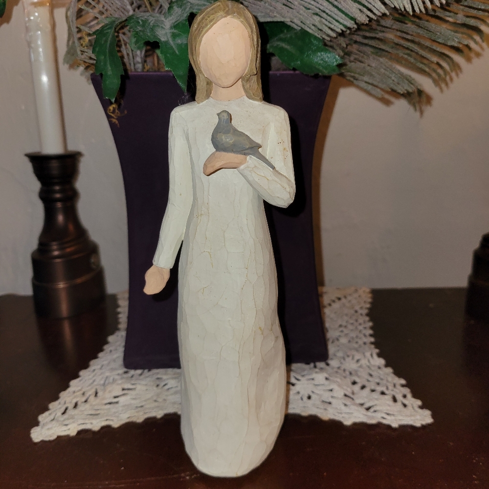 Willow Tree Peace Vintage Piece